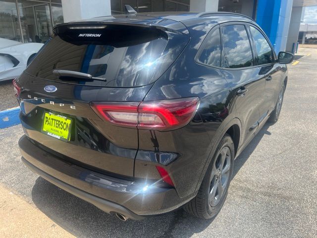 2024 Ford Escape ST-Line - Photo 10