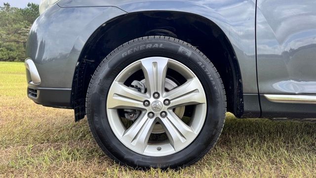 used 2012 Toyota Highlander car, priced at $5,000