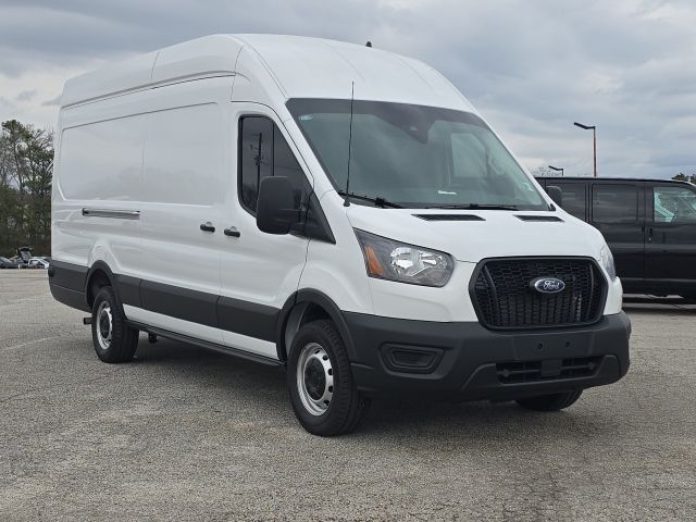 2025 Ford Transit-250 Base:B02148