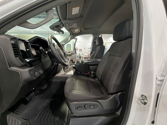 2025 Chevrolet Silverado 2500HD LT White at Bob King Buick GMC