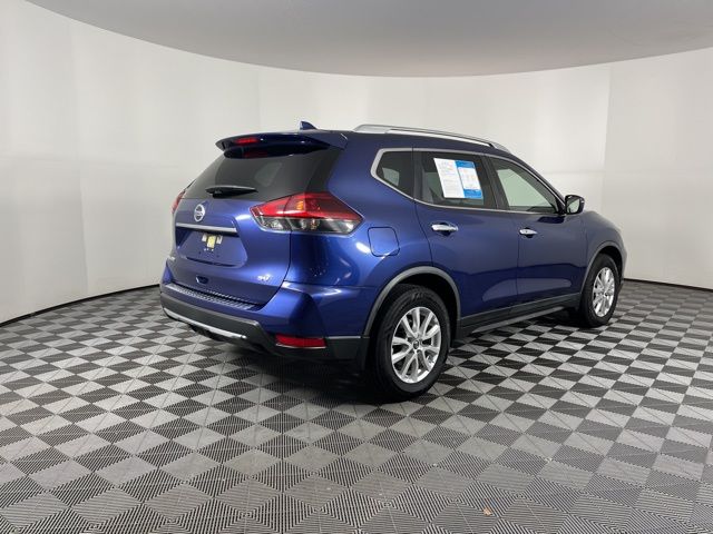 2018 Nissan Rogue SV 10