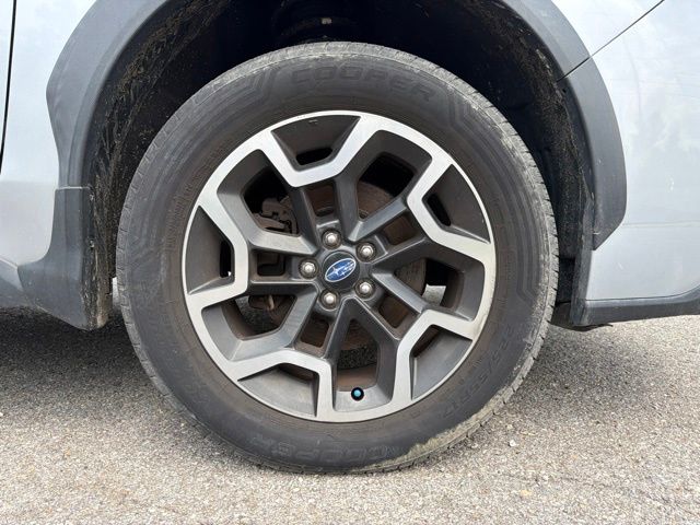 2016 Subaru Crosstrek 2.0i Limited Silver at Rafferty Subaru