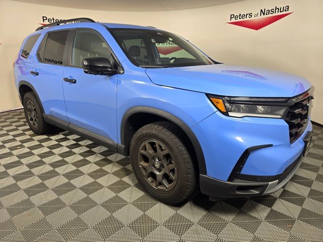 Diffused Sky Pearl 2025 Honda Pilot SUV / Crossover All-Wheel Drive Automatic