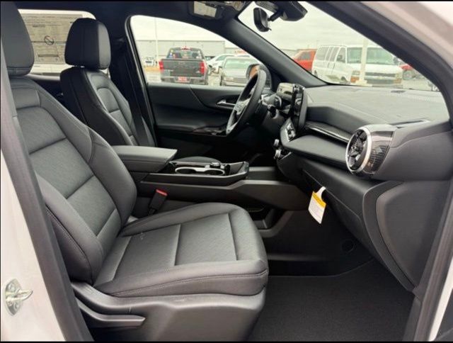 new 2026 Chevrolet Equinox car, priced at $33,790