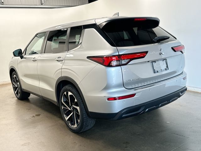 2022 Mitsubishi Outlander SE Silver at Honda North