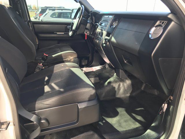 Used 2017 White Ford XL image 15