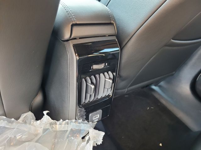 New 2026 Silver Jeep Latitude image 7