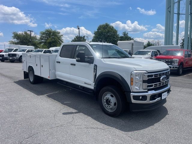 2025 Ford F-550 Super Duty 