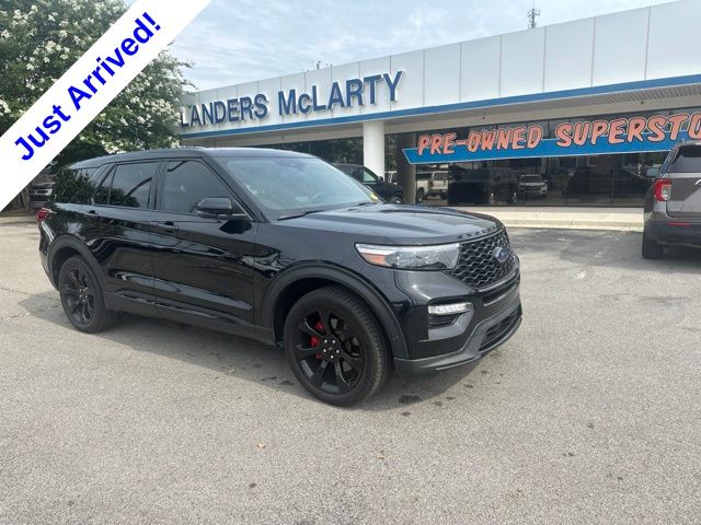 Black Metallic 2022 Ford Explorer SUV / Crossover All-Wheel Drive Automatic
