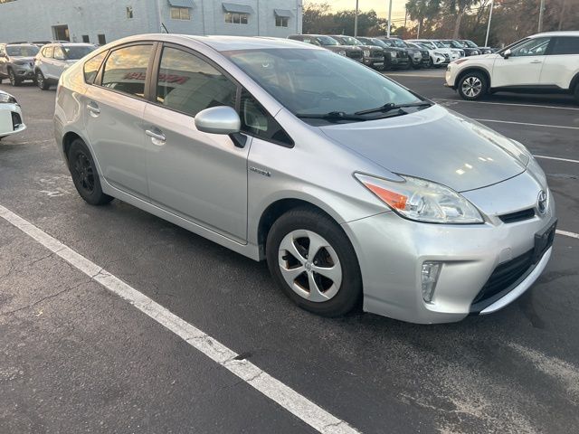 2013 Toyota Prius Two 7