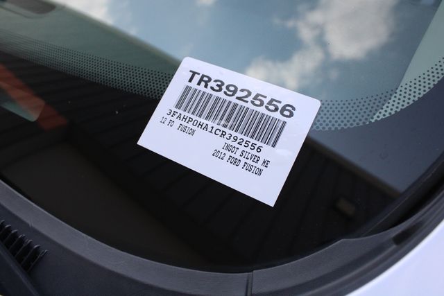 Used 2012 Silver Ford SE image 36