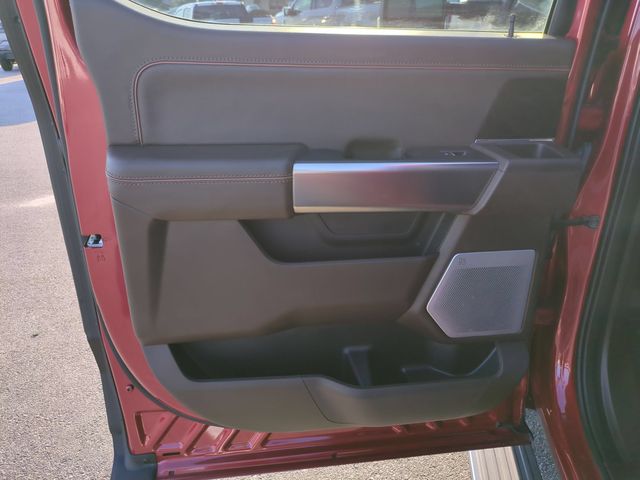 Used 2023  Ford King Ranch image 29