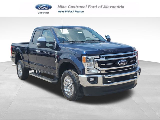  2022 Ford F-350 Super Duty Lariat SuperCab 4WD   
