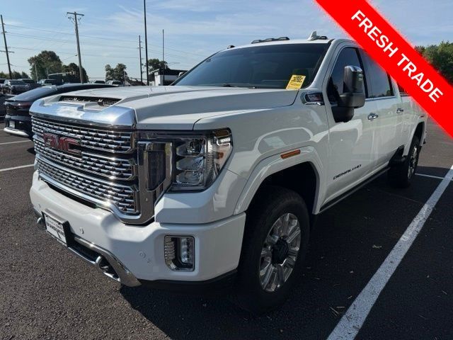 Summit White 2022 GMC Sierra 2500HD Pickup Truck Four-Wheel Drive Automatic