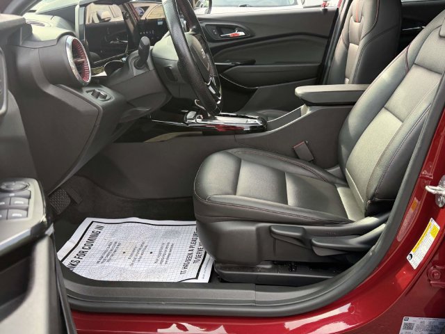 Used 2024 Chevrolet Trax SUV