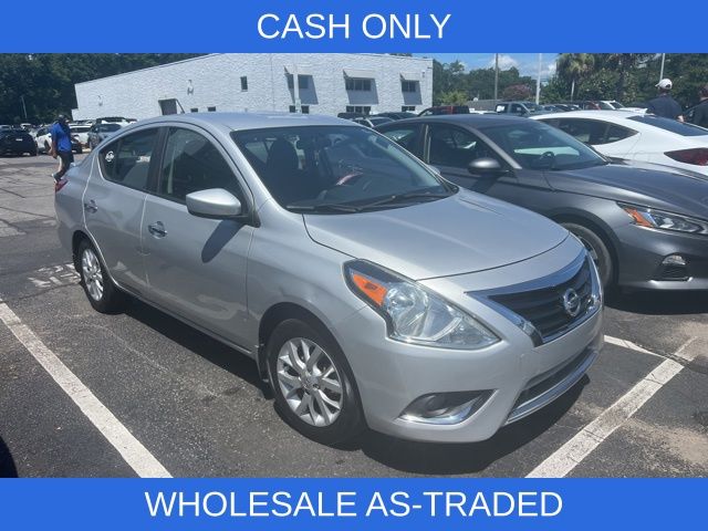 2017 Brilliant Silver Metallic Nissan Versa 1.6 SV FWD Sedan