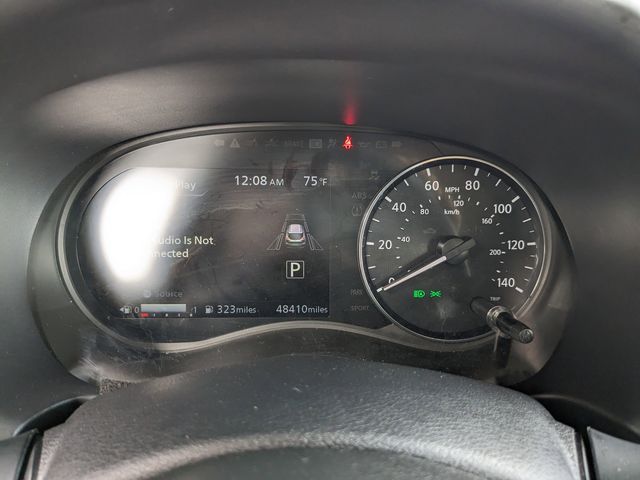 2023 Nissan Kicks SR photo