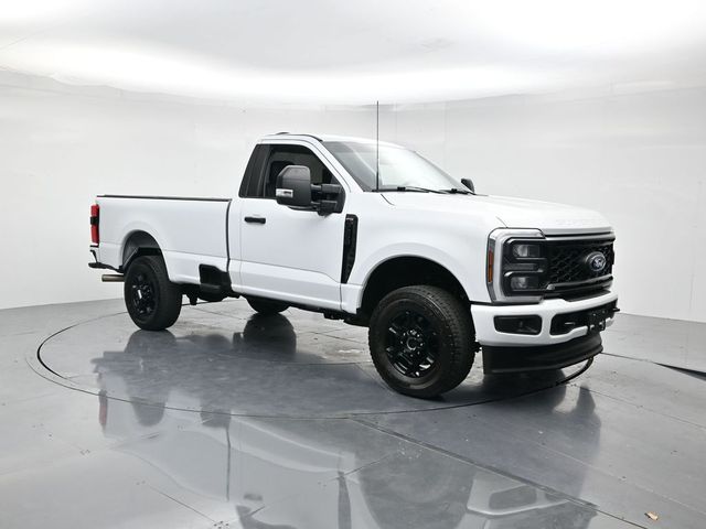 Oxford White 2024 Ford F-250 Super Duty XL LB 4WD Pickup Truck Four-Wheel Drive Automatic