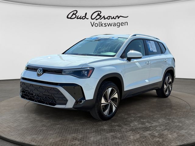 2026 Volkswagen Taos SE 4Motion