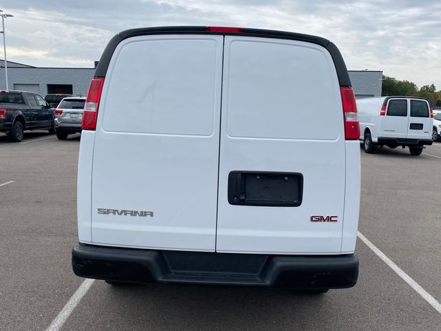 2023 GMC Savana 2500 Work Van 4