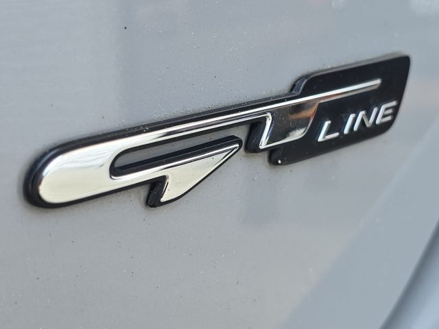 2021 Kia K5 GT-Line:B02116A