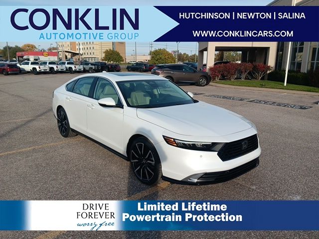 2025 Honda Accord Hybrid Touring FWD