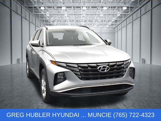 Shimmering Silver 2022 Hyundai Tucson SUV / Crossover All-Wheel Drive 8-Speed Automatic