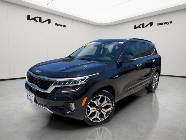 Cherry Black 2023 Kia Seltos SX AWD SUV / Crossover All-Wheel Drive 7-Speed Automatic
