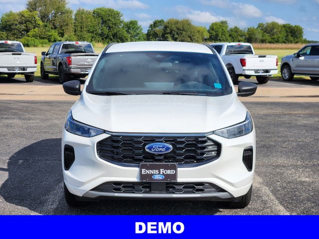 2024 Ford Escape ST-Line 3