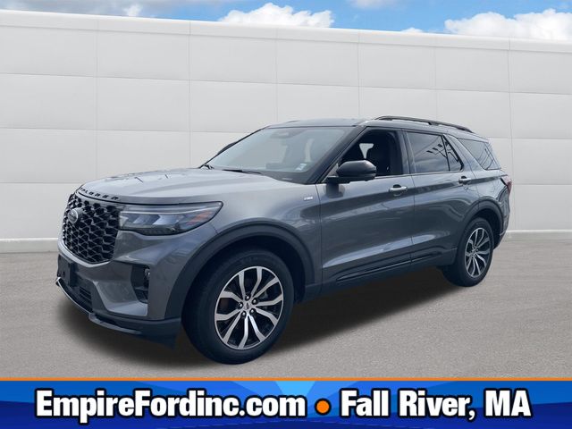 Carbonized Gray Metallic 2026 Ford Explorer SUV / Crossover All-Wheel Drive Automatic