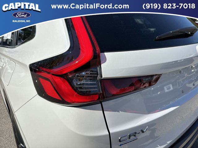 Certified Used 2024 Platinum White Pearl Honda Sport-L image 15