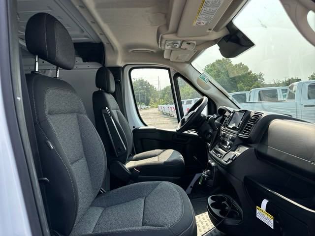 2024 Ram ProMaster 1500 Low Roof 13