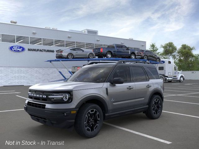 2024 Ford Bronco Sport Outer Banks 2