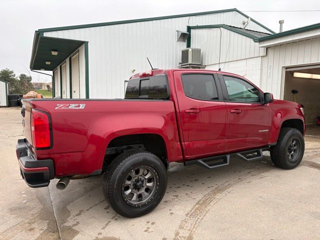 View vehicle photo 5