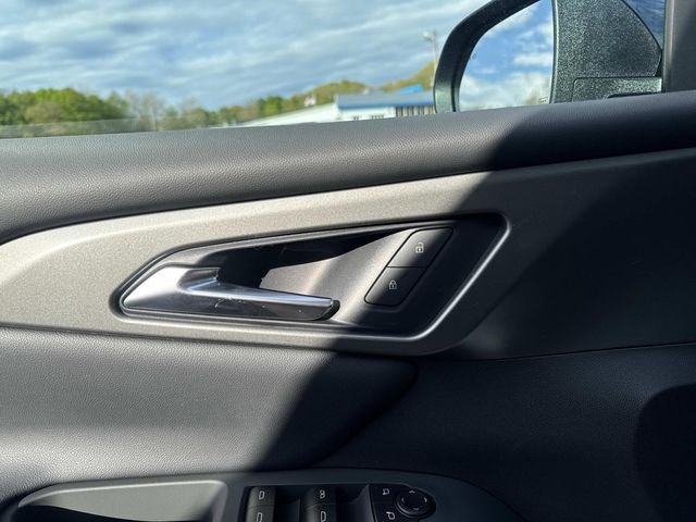 2026 Chevrolet Traverse - Image 23