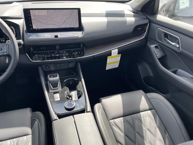 New 2026 Gray Nissan Platinum image 15