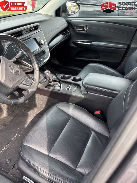 2016 Toyota Avalon Touring