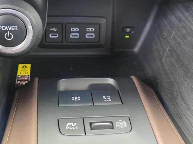 Used 2023 Toyota Venza SUV