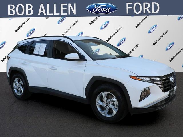 Used 2024 Hyundai Tucson SEL with VIN 5NMJB3DE3RH429099 for sale in Kansas City