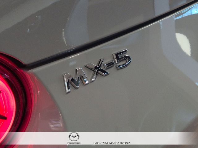 2025 Mazda MX-5 Miata Grand Touring - Photo 8
