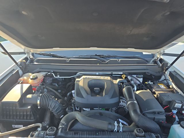 Used 2021 White Chevrolet ZR2 image 30