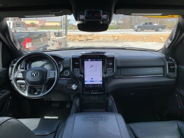 2023 RAM 1500 Limited photo