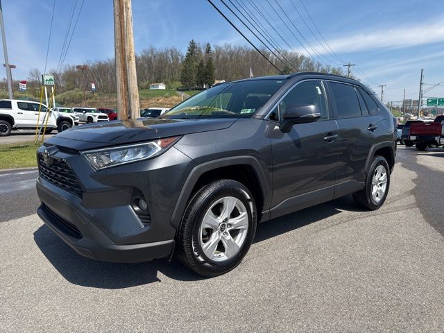 Magnetic Gray Metallic 2019 Toyota RAV4 XLE AWD SUV / Crossover All-Wheel Drive 8-Speed Automatic