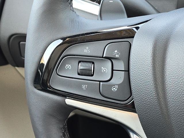 2022 Buick Enclave Essence:C02611