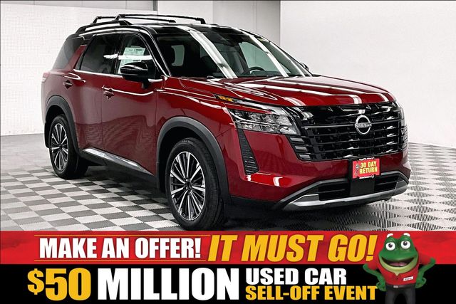 Red (Scarlet Ember Tintcoat/Super Black) 2026 Nissan Pathfinder SUV / Crossover All-Wheel Drive 9-Speed Automatic