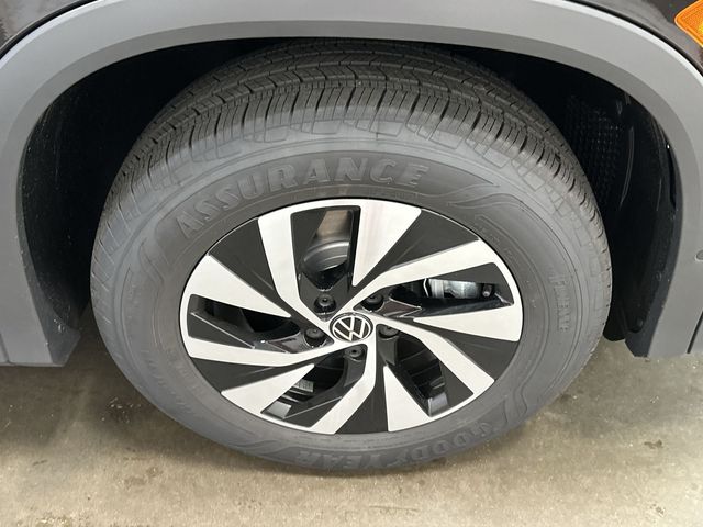 2025 Volkswagen Tiguan 2.0T S - 4