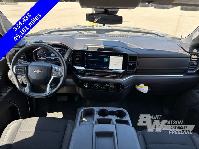 2023 Chevrolet Silverado 1500 LT photo