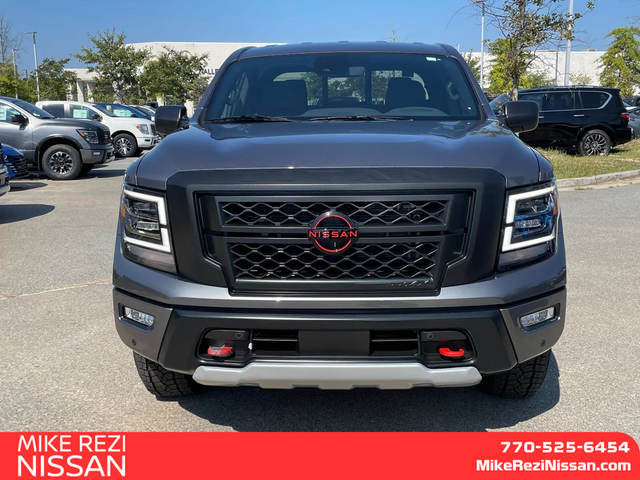 2024 Nissan Titan PRO-4X 6