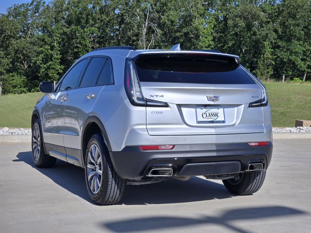 2022 Radiant Silver Metallic Cadillac XT4 Sport FWD SUV
