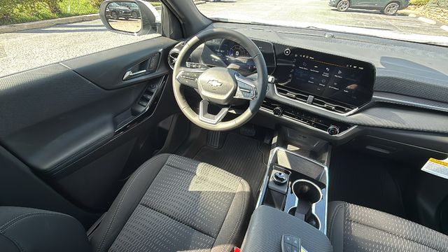 new 2026 Chevrolet Equinox car, priced at $30,735